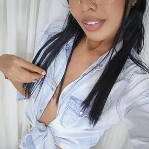 Model - Nahomi Jaspe CEI