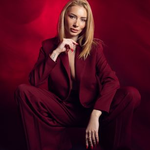 Model - AngieShaen toys