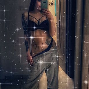 Model - Izabel Smoke