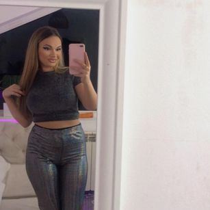 Model - DaliaHaven curvy