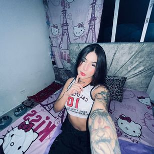 Model - Violet Blaze dildo