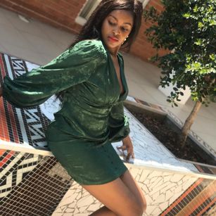 Model - NiaRyder dirtytalk