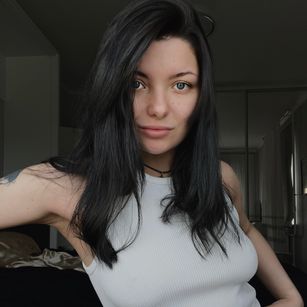 Model - Viviana Vivia babe