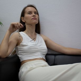 Model - AyumiNevill boobs