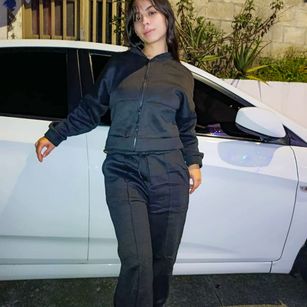 Model - KatherinJohns 18