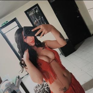 Model - roxy sassy deepthroat