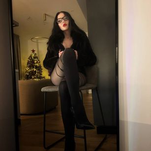 Model - Chrissy bdsm