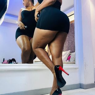 Model - TiffanyDuarte sexy