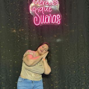 Model - Selene blowjob