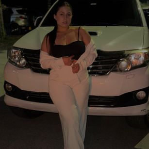 Model - Mia_fox3 heels