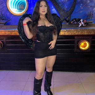 Model - Mia_fox3 blowjob