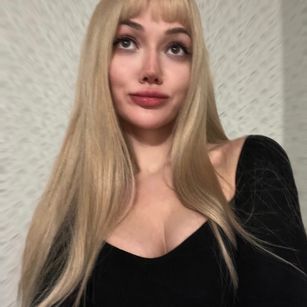 Model - Miss Kiki fetish