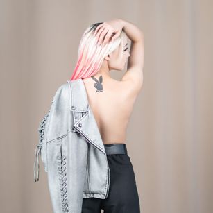 Model - Lina Lirian joi