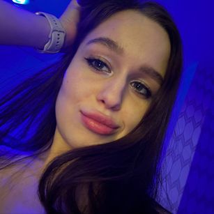 Model - Stesha friendly