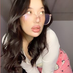 Model - polly bigass