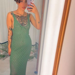 Model - SilvanaOwen FINDOM