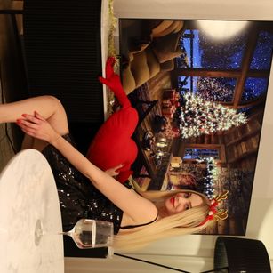 Model - Polina humiliation