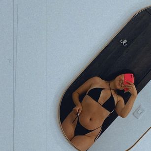 Model - KimConnorr heels