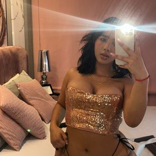 Model - Hilary Queen roleplay