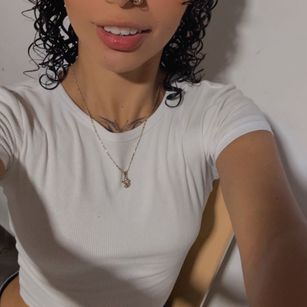 Model - SilvanaOwen JOI