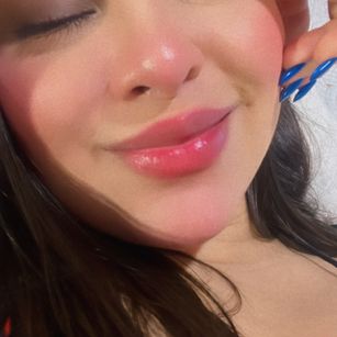 Model - ViviannFerrerr Latina