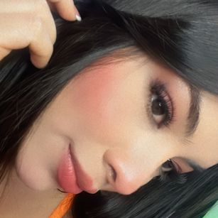 Model - ViviannFerrerr sexchat