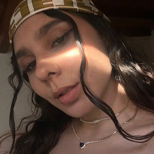 Model - Natalia Saenz deepthroat