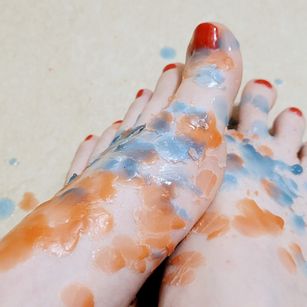 Model - Lady Biscuit taboo