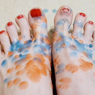 Model - Lady Biscuit heels