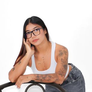 Model - Martina Dear teen