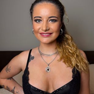 Model - British Georgia sexy