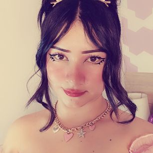 Model - Martina Wolf heels