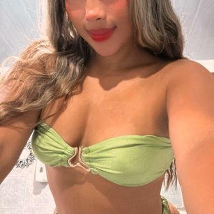 Model - Sofia Bennet toys