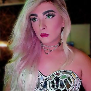 Model - Any Sophia Specter colombia