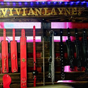 Model - Dylanrobberts Pegging