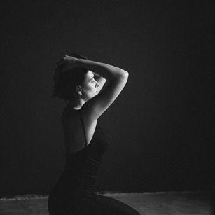 Model - VRousesLove dirtytalk