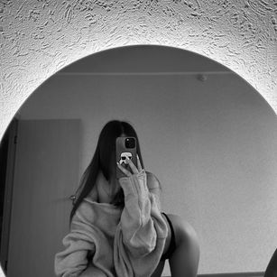 Model - Megan bigass