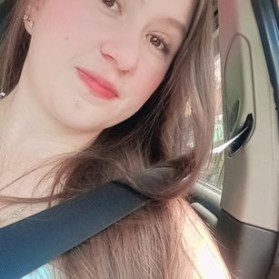 Model - Emily Gracee dildo