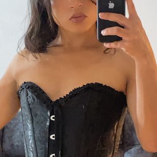 Model - Jenna Drako tranny