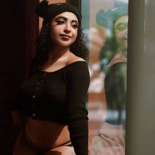 Model - LuisaCameron tattoo