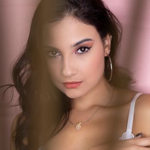 Model - IsabelLopez boobs