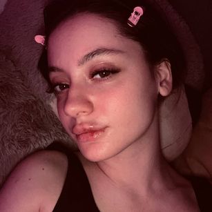 Model - Nika blowjob