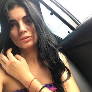 Model - LaurieMaya model