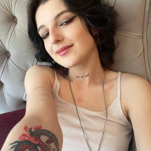 Model - LynnMartin lips