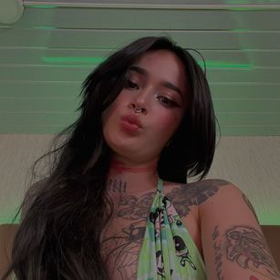 Model - Madisson Paytonh toys