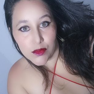 Model - Madeline Sade hairyass