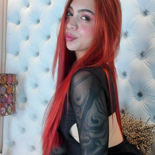 Model - Polygonnia blowjob