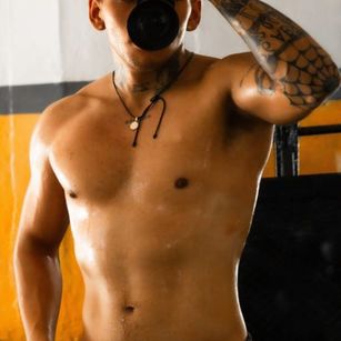 Model - Evan Velvet horny