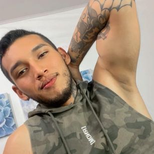 Model - Evan Velvet bigcock