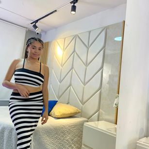 Model - CamilaCastillo heels